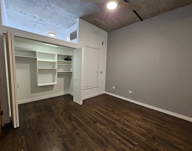 1620 S Michigan Avenue - Photo Thumbnail 8
