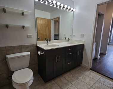 1620 S Michigan Avenue - Photo Thumbnail 12