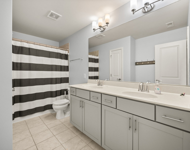 406 Mary Ann Circle - Photo Thumbnail 24