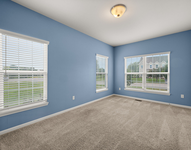 406 Mary Ann Circle - Photo Thumbnail 10