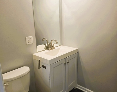 371 N La Londe Avenue - Photo Thumbnail 8