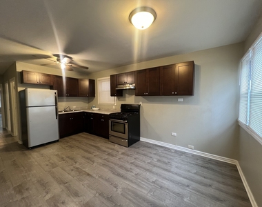 7202 S Marshfield Avenue - Photo Thumbnail 1