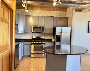 1675 Town Center Street - Photo Thumbnail 15