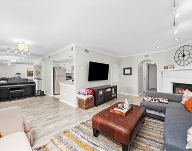 16743 Paxton Avenue - Photo Thumbnail 1