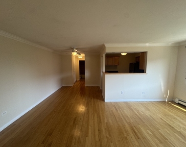 205 W Miner Street - Photo Thumbnail 3