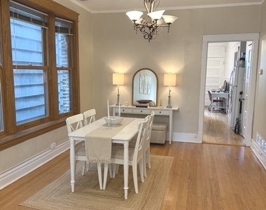 900 W Wrightwood Avenue - Photo Thumbnail 1