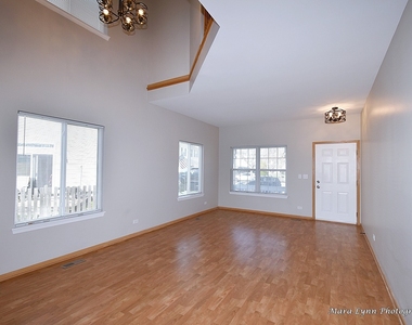 2824 Wheatland Court - Photo Thumbnail 2