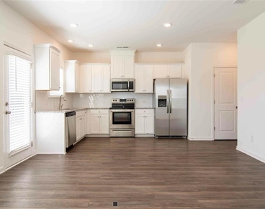 12006 Crosswicks Road - Photo Thumbnail 4