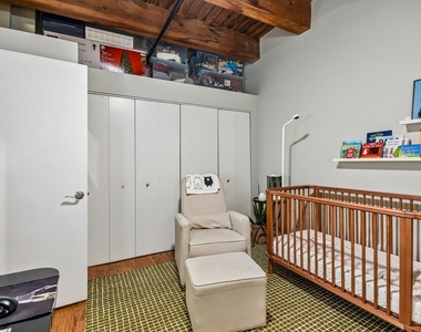 520 W Huron Street - Photo Thumbnail 14