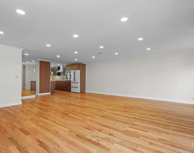 628 Martin Lane - Photo Thumbnail 8
