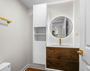 628 Martin Lane - Photo Thumbnail 16
