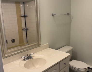15826 Terrace Drive - Photo Thumbnail 5