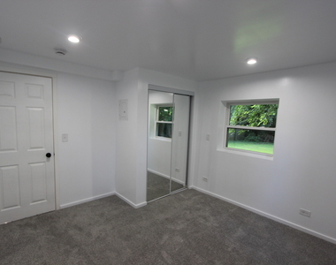 103 Atwood Avenue - Photo Thumbnail 13