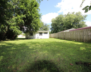103 Atwood Avenue - Photo Thumbnail 5