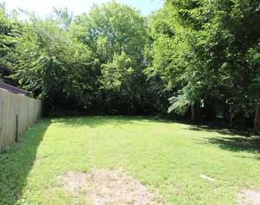103 Atwood Avenue - Photo Thumbnail 3
