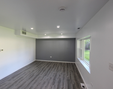 103 Atwood Avenue - Photo Thumbnail 16