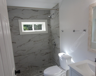 103 Atwood Avenue - Photo Thumbnail 9