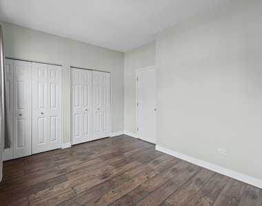 1835 W Oakdale Avenue - Photo Thumbnail 10