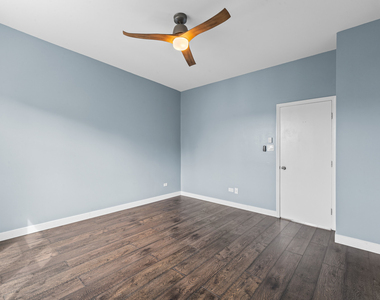 1835 W Oakdale Avenue - Photo Thumbnail 14