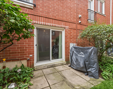 1835 W Oakdale Avenue - Photo Thumbnail 22