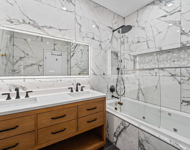 1835 W Oakdale Avenue - Photo Thumbnail 17