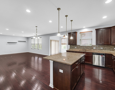 4323 Fraser Circle - Photo Thumbnail 10