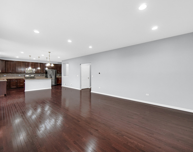 4323 Fraser Circle - Photo Thumbnail 7