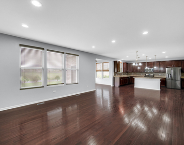 4323 Fraser Circle - Photo Thumbnail 6