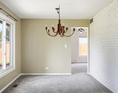 190 S Circle Avenue - Photo Thumbnail 7