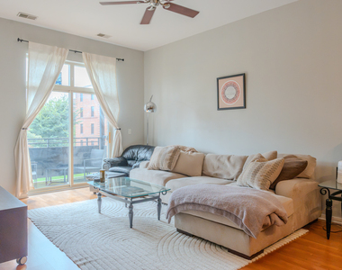 2915 N Clybourn Avenue - Photo Thumbnail 15