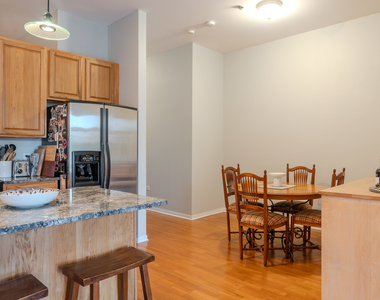 2915 N Clybourn Avenue - Photo Thumbnail 5