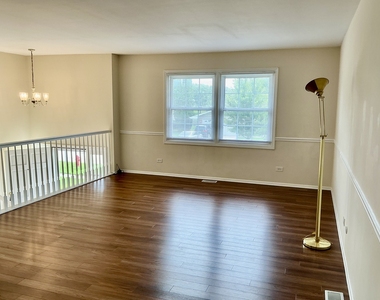 840 Heather Lane - Photo Thumbnail 1