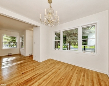 8050 N Prospect Street - Photo Thumbnail 6
