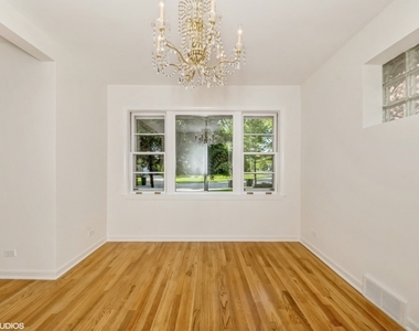 8050 N Prospect Street - Photo Thumbnail 7