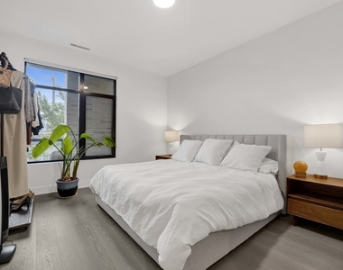 1701 W Webster Avenue - Photo Thumbnail 11