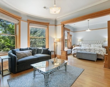 1036 W Garfield Boulevard - Photo Thumbnail 13