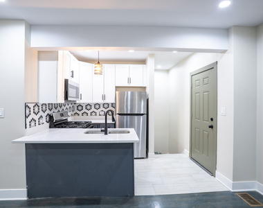 7948 S Evans Avenue - Photo Thumbnail 4