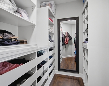 843 Newbury Court - Photo Thumbnail 9