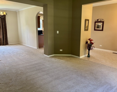 624 Vista Drive - Photo Thumbnail 9