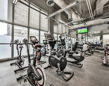 655 W Irving Park Road - Photo Thumbnail 18