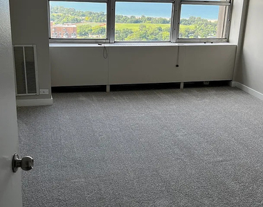 655 W Irving Park Road - Photo Thumbnail 14