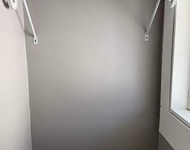 325 N 7th Street - Photo Thumbnail 12