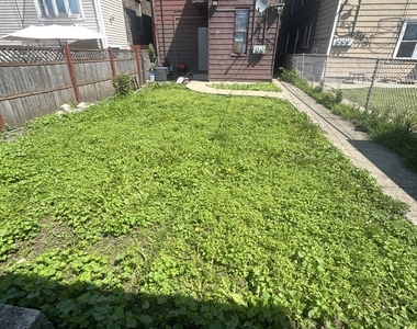 1617 W 38th Place - Photo Thumbnail 10