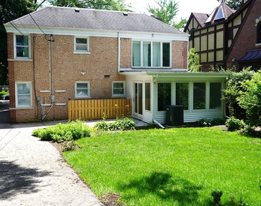 148 Maple Avenue - Photo Thumbnail 11