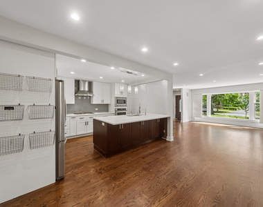 148 Maple Avenue - Photo Thumbnail 14