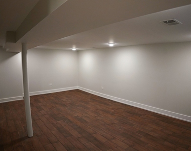 148 Maple Avenue - Photo Thumbnail 9