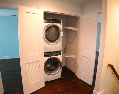 148 Maple Avenue - Photo Thumbnail 7