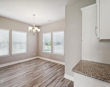 14103 Overstreet Drive - Photo Thumbnail 8