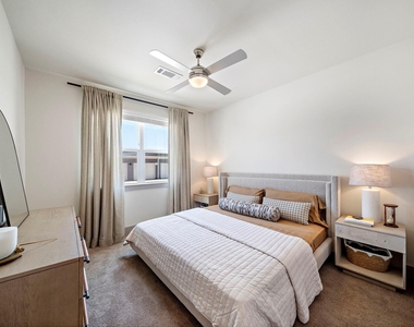 10485 League Line Road - Photo Thumbnail 4