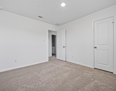 24657 Monarch Forest Drive - Photo Thumbnail 46